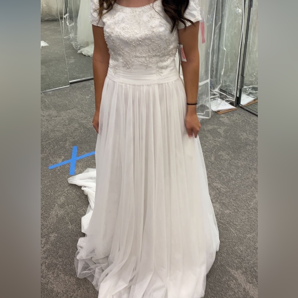 Brand New David’s Bridal wedding dress